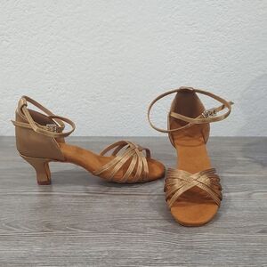 Elegant Tan Strappy Heels